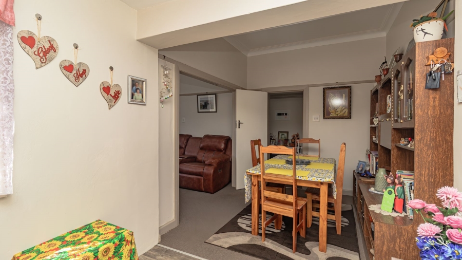 4 Bedroom Property for Sale in Bodorp Western Cape